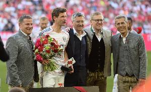 开云中国-赫内斯：未来担任董事&amp;主席&amp;体育总监……所有大门都向穆勒敞开