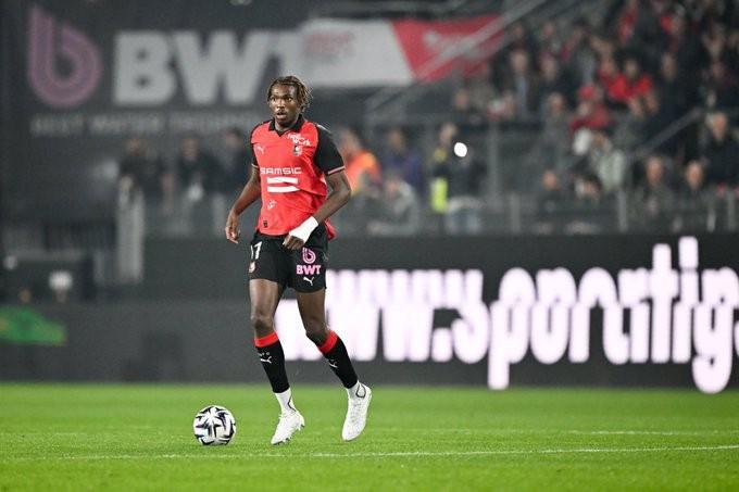 开云官网-队报：雷恩想在今夏以此前卖掉杜埃、多库时的价格出售雅凯