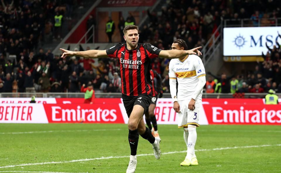 开云APP-1-0！米兰20轮不败仍距国米3分 800万新援登场3分钟绝杀+加盟首球